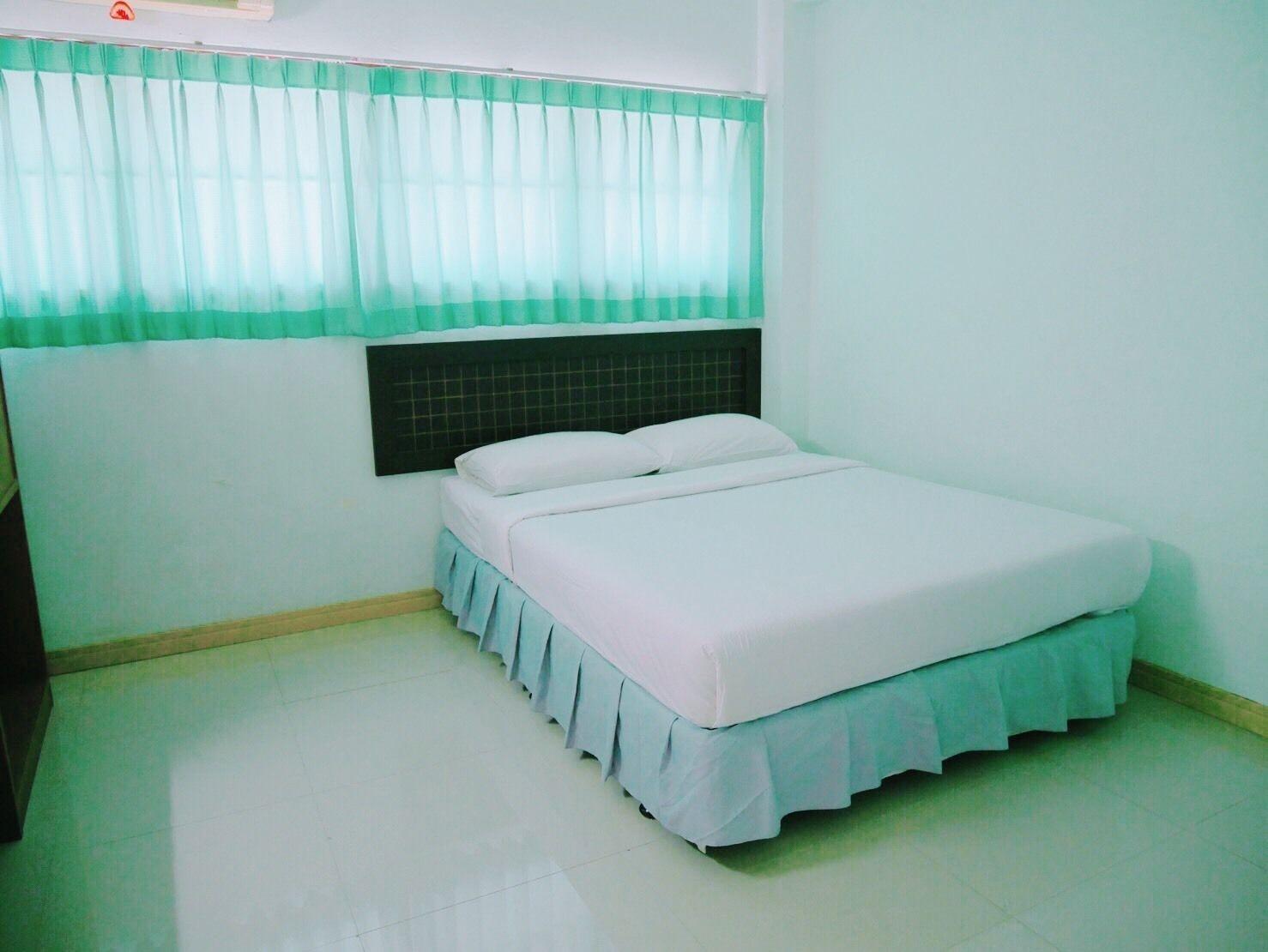 Pakchong Phubade Hotel Exterior photo